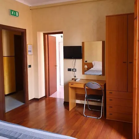 Hotel Leon D'oro 2*