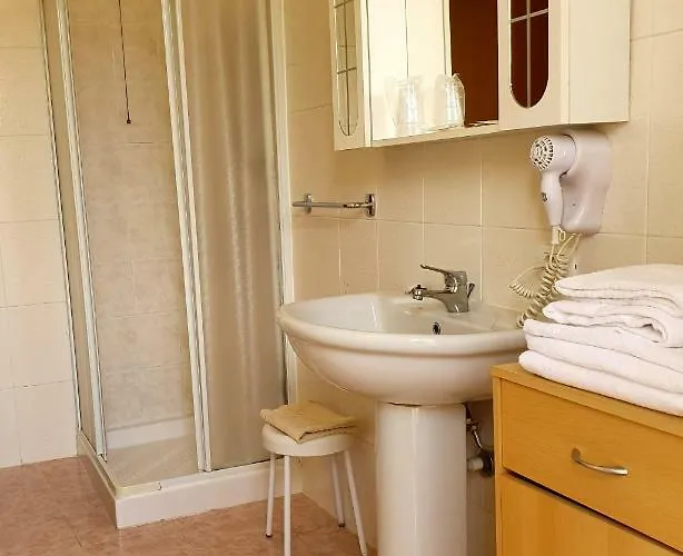 Leon D'oro קסטל סן ג'ובאני